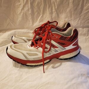 Adidas Response Boost tennis shoe men's size 9